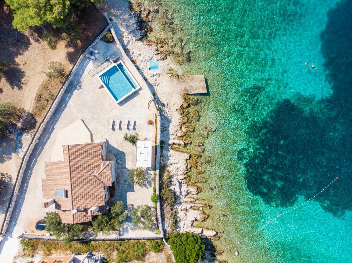 Villa Rudini With Heated Pool オクルグ・ゴルニ エクステリア 写真