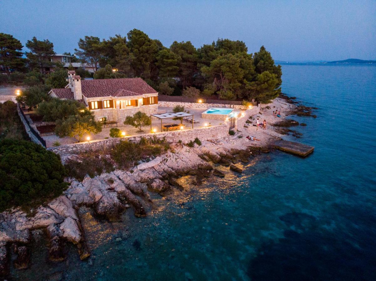 Villa Rudini With Heated Pool オクルグ・ゴルニ エクステリア 写真