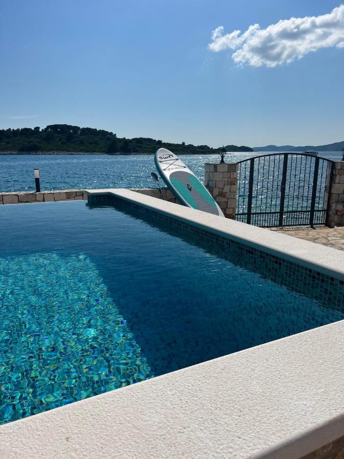 Villa Rudini With Heated Pool オクルグ・ゴルニ エクステリア 写真